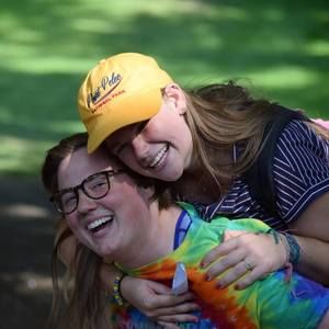 Meet your Posher, Carolyn